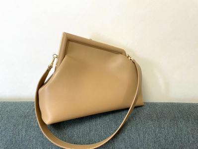 Fendi Handbags 370